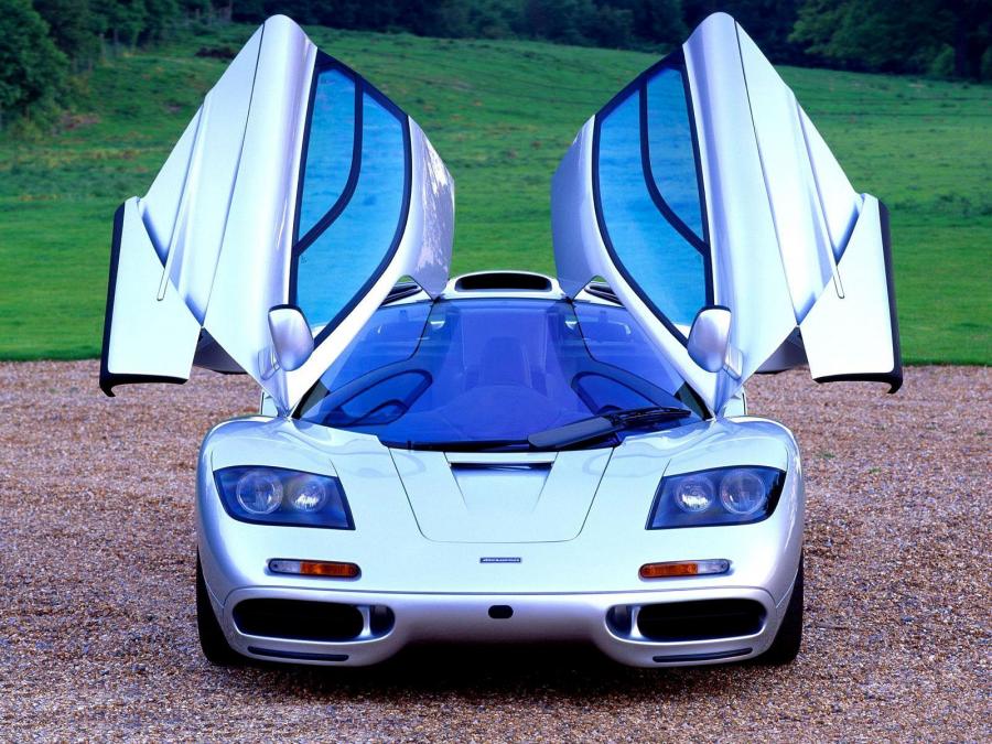  McLaren F1 1993 года  (фото 30 из 76)